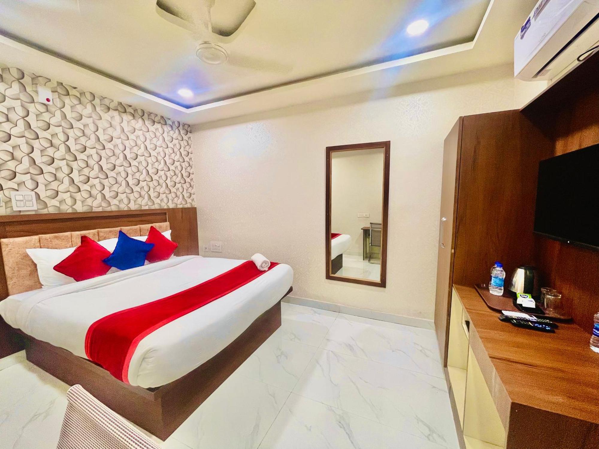 Hotel Eagle Grand Hyderabad Airport Zone เชมชาบัด ภายนอก รูปภาพ