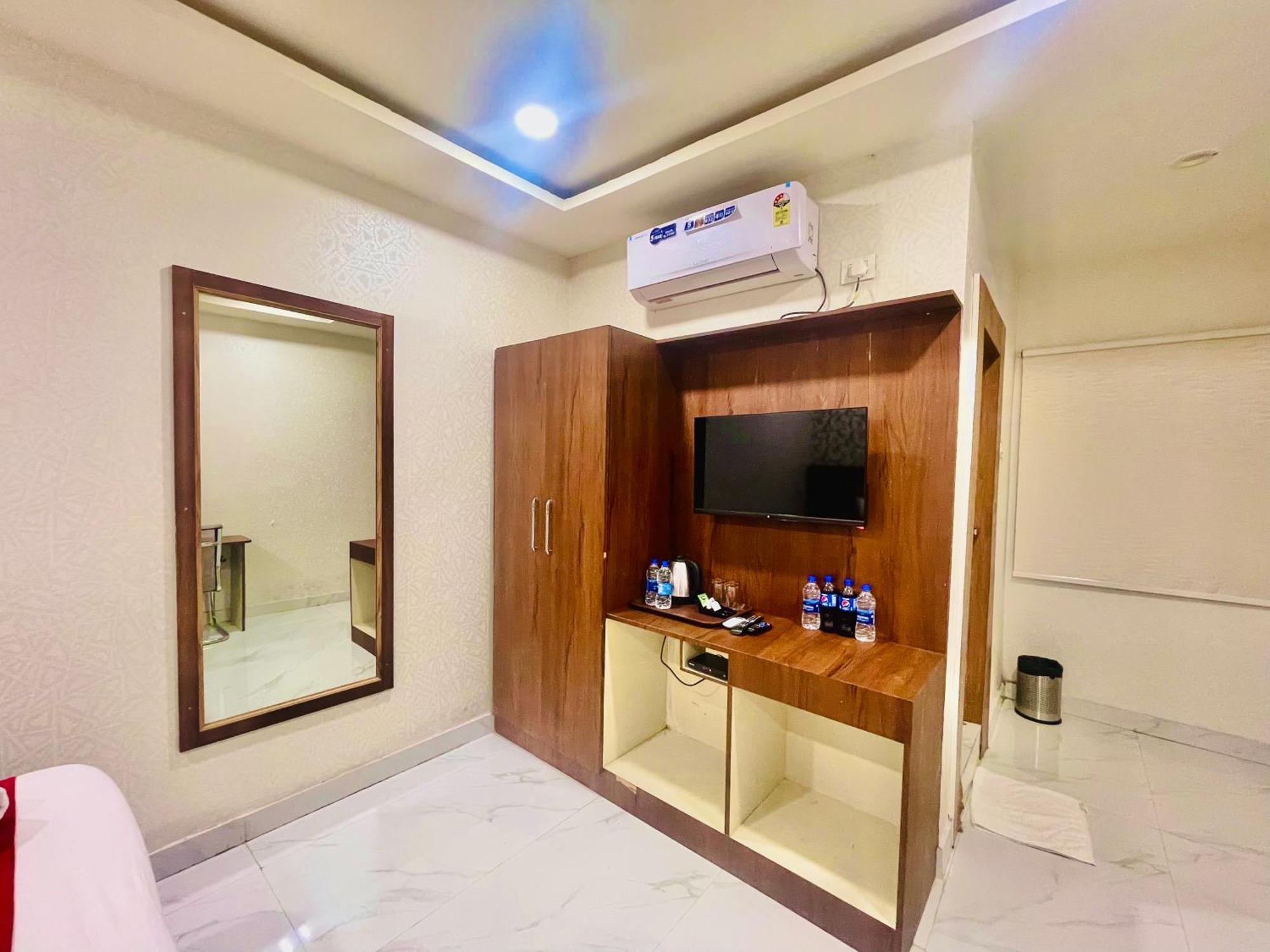 Hotel Eagle Grand Hyderabad Airport Zone เชมชาบัด ภายนอก รูปภาพ