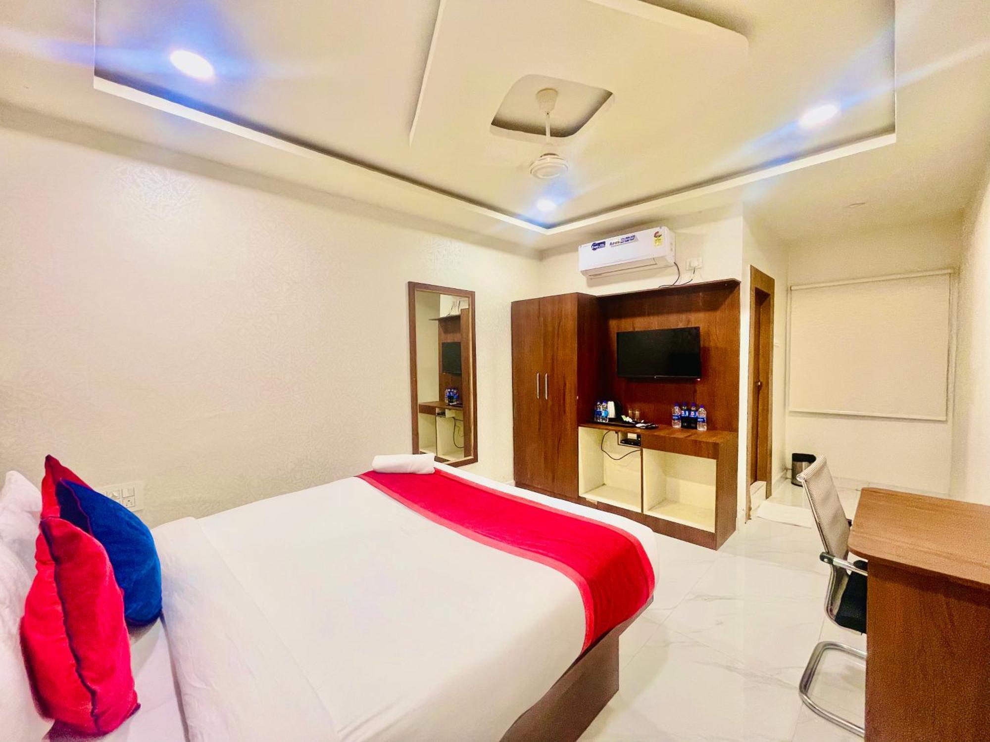 Hotel Eagle Grand Hyderabad Airport Zone เชมชาบัด ภายนอก รูปภาพ