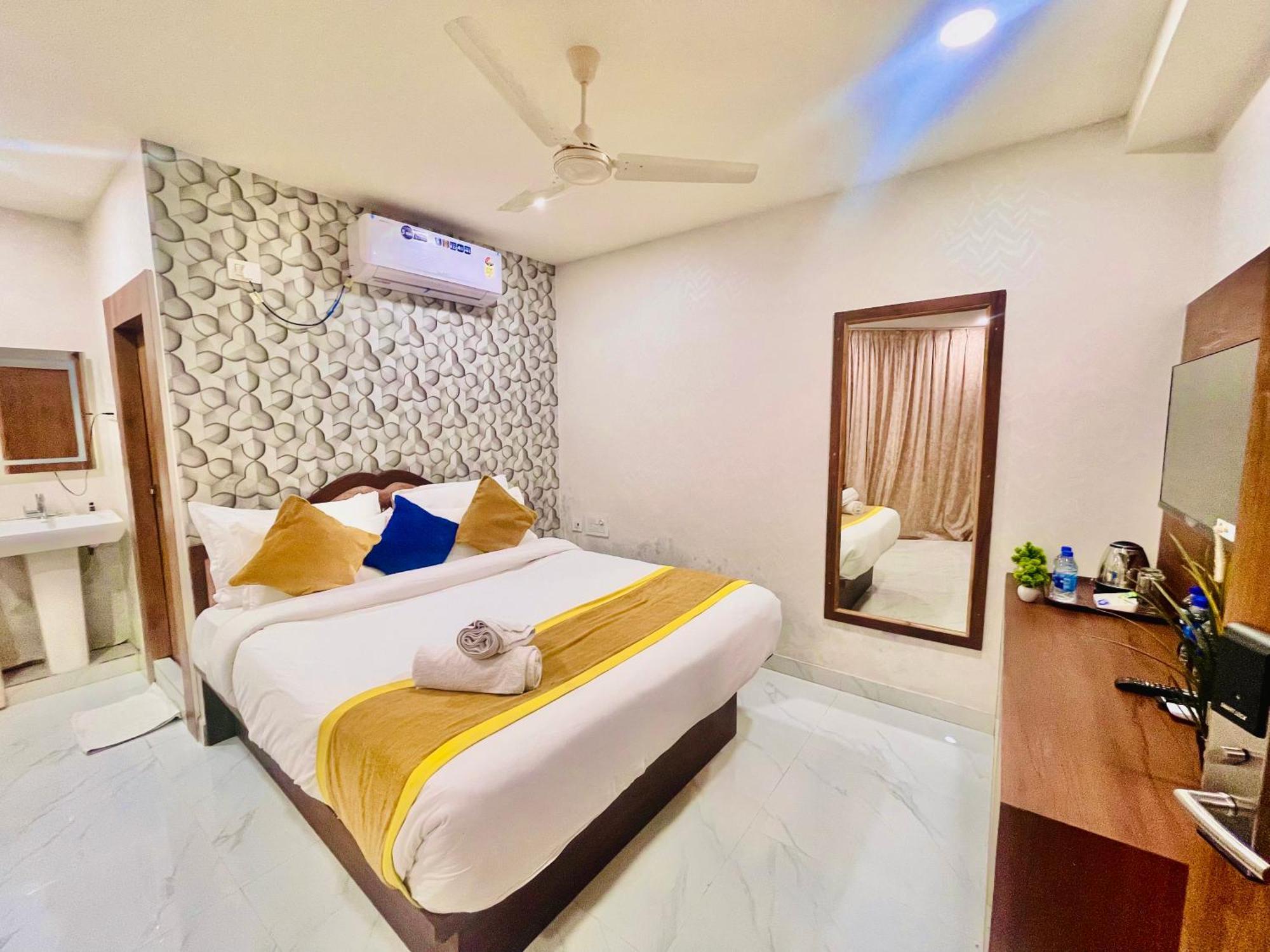 Hotel Eagle Grand Hyderabad Airport Zone เชมชาบัด ภายนอก รูปภาพ