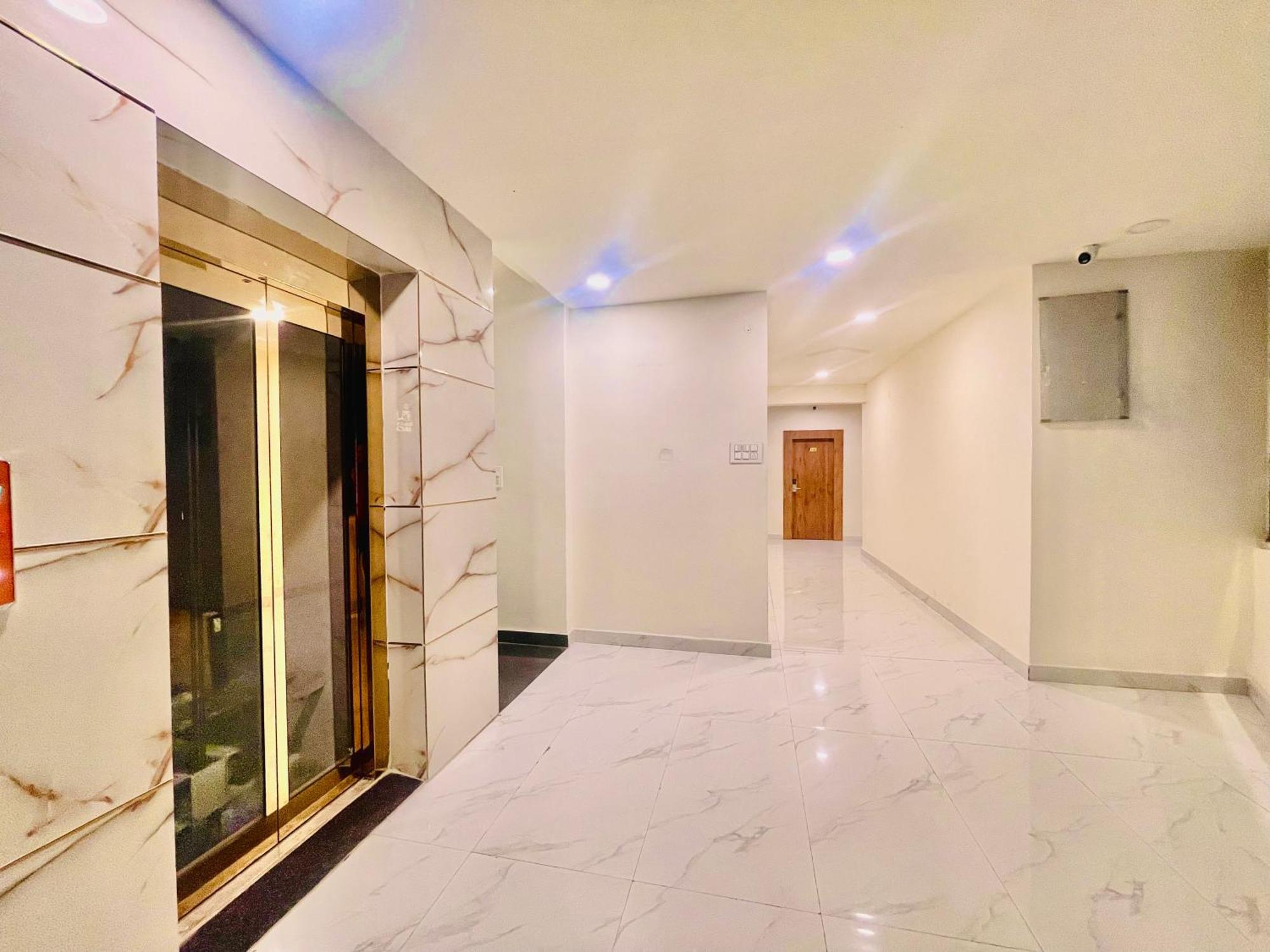 Hotel Eagle Grand Hyderabad Airport Zone เชมชาบัด ภายนอก รูปภาพ